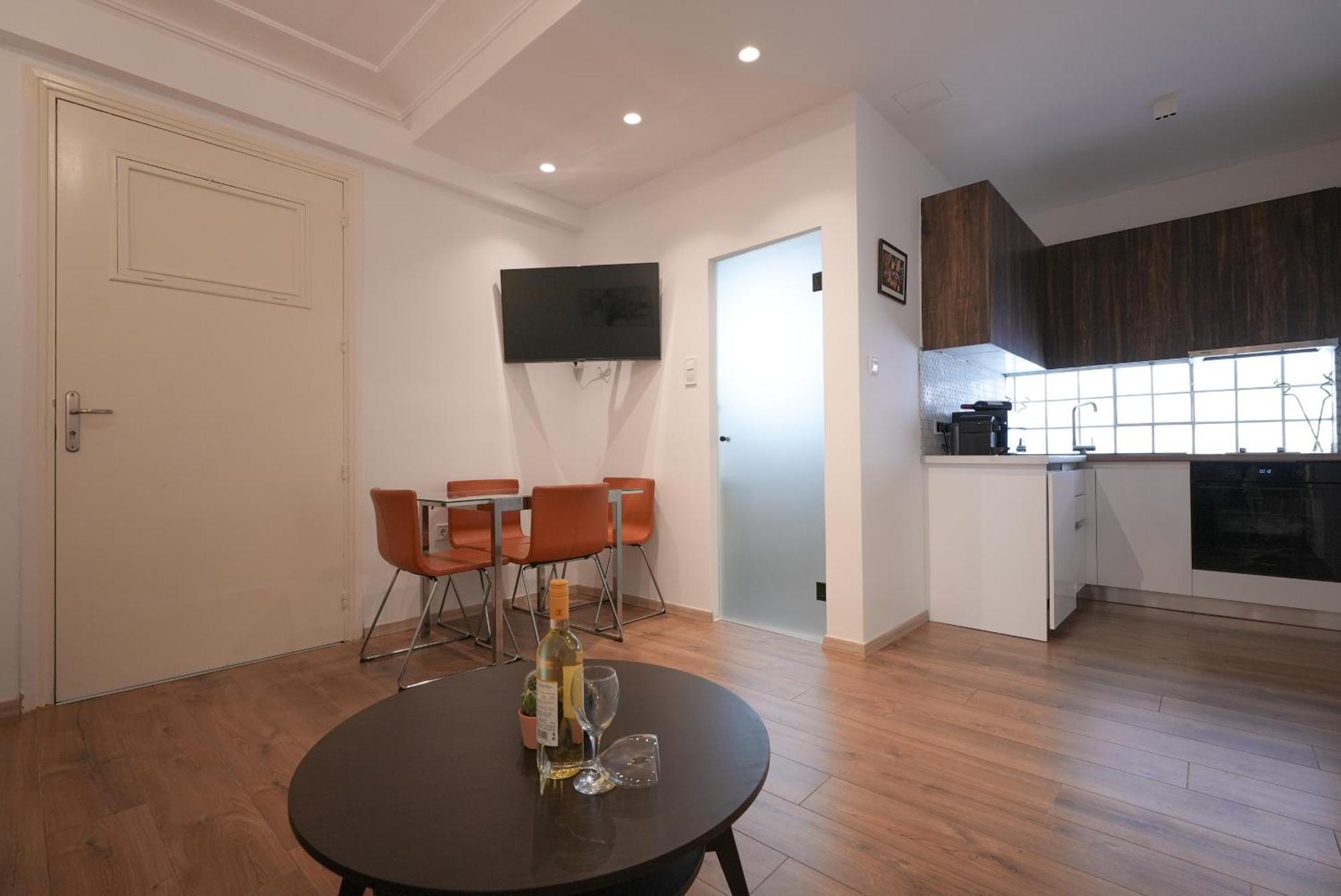 Syntagma Square, 50Sqm Nikis Luxurious Apartment Атина Екстериор снимка